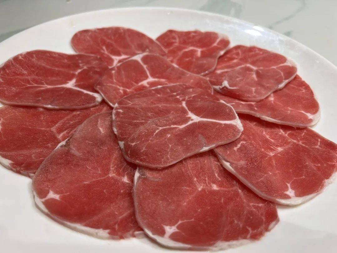肉伦伦鲜香美味，家常烹饪首选，肉质鲜嫩多汁