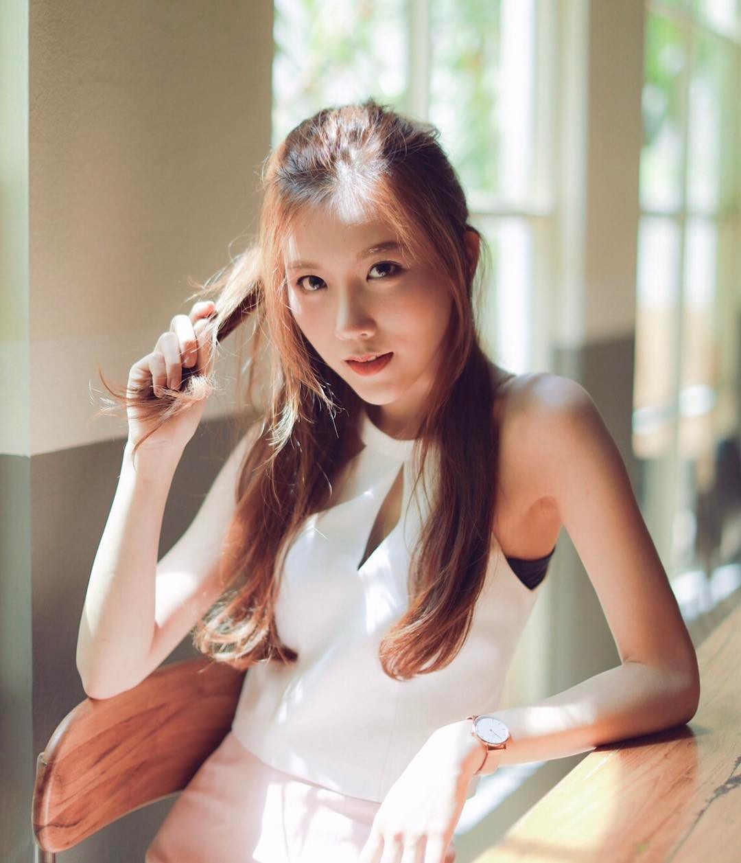 亚洲美女久久播放器精选，高清流畅，热门推荐，畅享视觉盛宴
