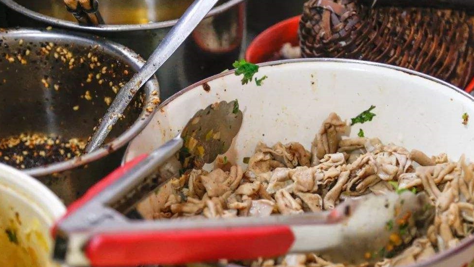 大肉大捧一进一出精品推荐，鲜嫩多汁口感绝佳，独家秘制风味独特