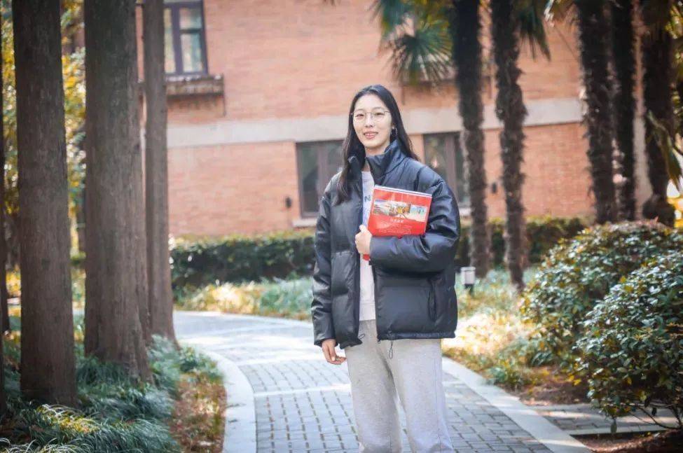 1.胡秀英大荫蒂添的好舒服视频浜