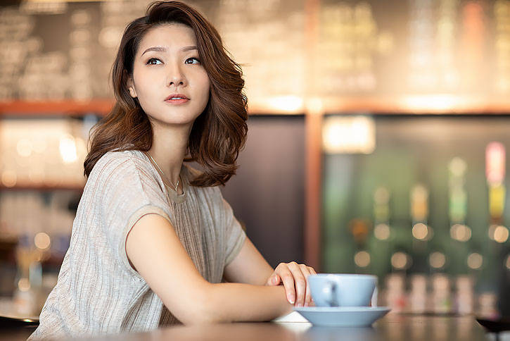 欧美老妇做爱故事，探索晚年激情，揭秘成熟女性的爱与欲望