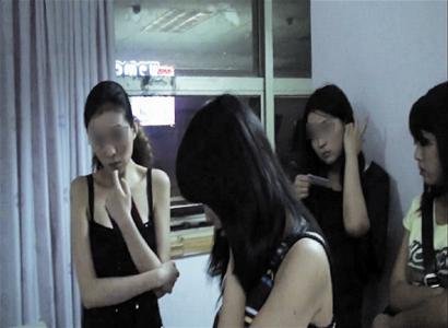 丝袜淫乱小说欲望交织,禁忌诱惑,沉沦夜色中的隐秘欢愉 丝袜淫乱小说欲望交织,禁忌诱惑,沉沦夜色中的隐秘欢愉