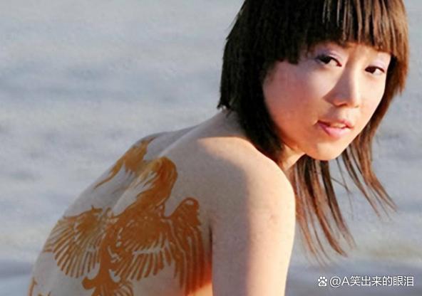 2.久久久大胆人体艺术，探索美学边界，感受独特视觉盛宴