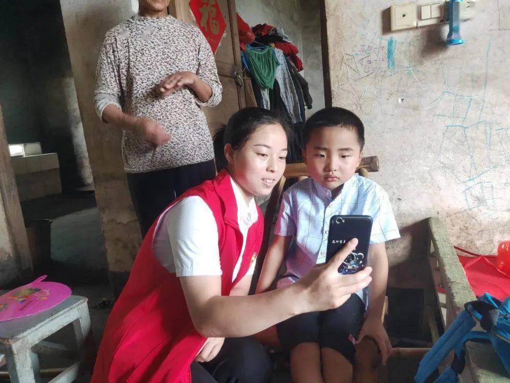 国产成人精品在线一区二区，高清视频，免费观看，优质资源，畅享无限