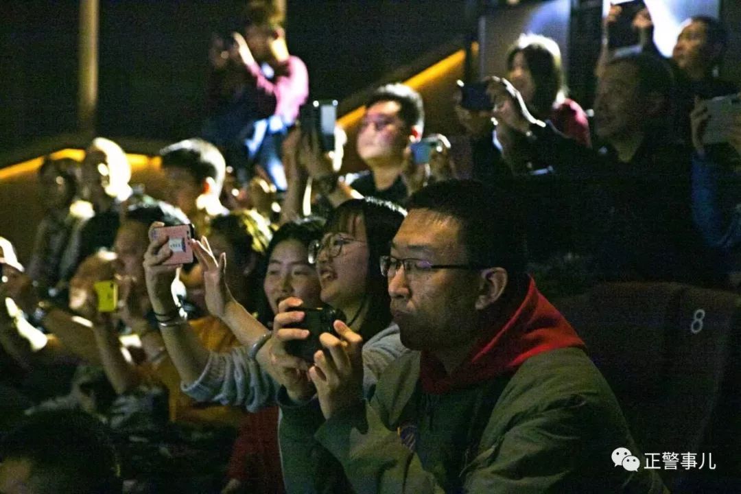 国产东北农村女人Av题材探讨,真实故事改编,深入剖析背后社会现象,引发观众思考 国产东北农村女人Av题材探讨,真实故事改编,深入剖析背后社会现象,引发观众思考
