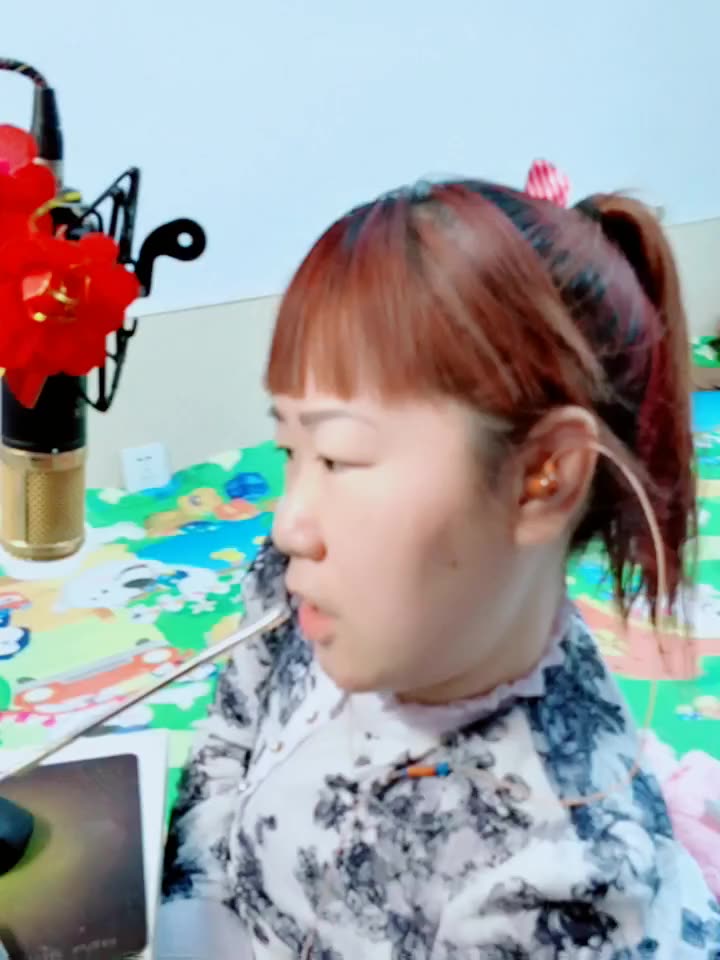 学生小妹妹的成长故事，校园生活点滴，青春回忆与未来憧憬