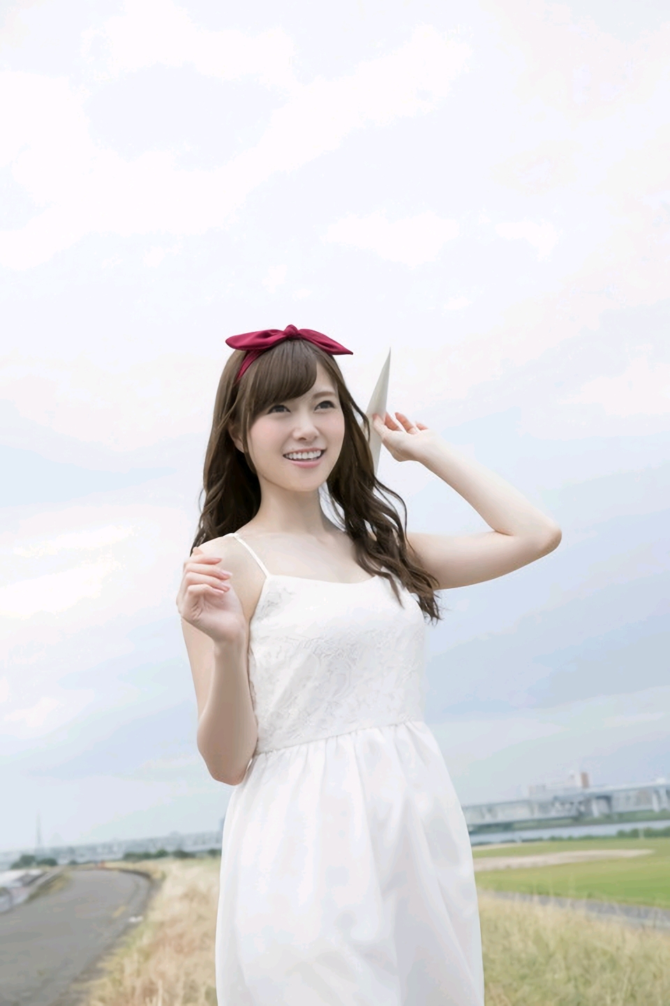 1.美女光溜溜浜写真集惊艳发布