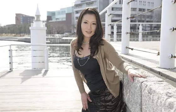 北岛玲的演艺生涯与代表作，探索她的独特魅力，了解这位传奇女星