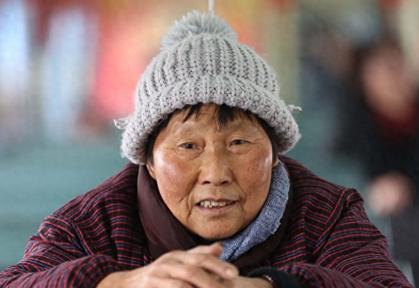 1.中国老太婆微博热议搡老太婆事件