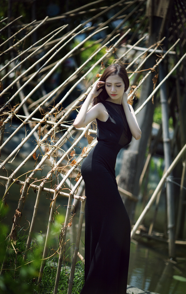 熟女一区二区三区魅力绽放，优雅气质与成熟风韵，尽显女性独特韵味
