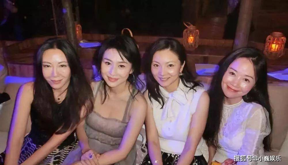 国产精品久久久久久人妻爽让你爱不释手，体验极致快感，尽享私密时光