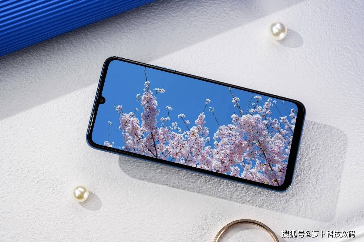 夜夜嗨av不卡激情无限，畅享高清无码，快乐不停歇