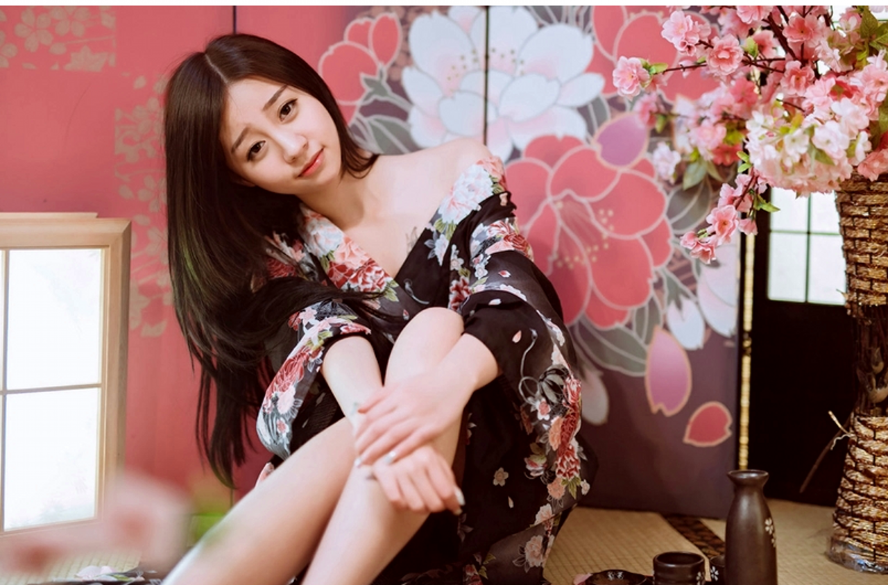 日韩少妇内谢高潮极致诱惑，撩人瞬间，沉醉无法自拔