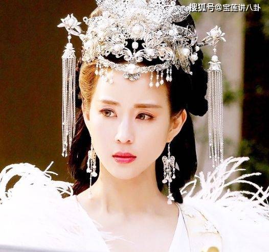 2.古装A级毛片艳女现身浜，香艳剧情引爆全网，绝美造型惊艳众人