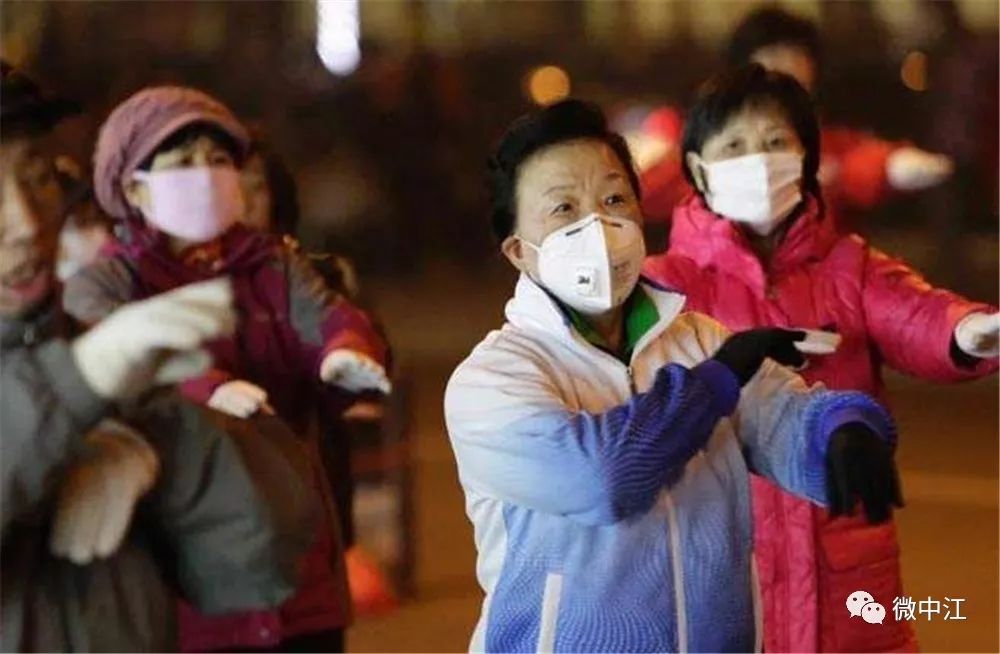 ozosl重口另类女人浜震撼登场，独特风格引爆话题，挑战你的视觉极限