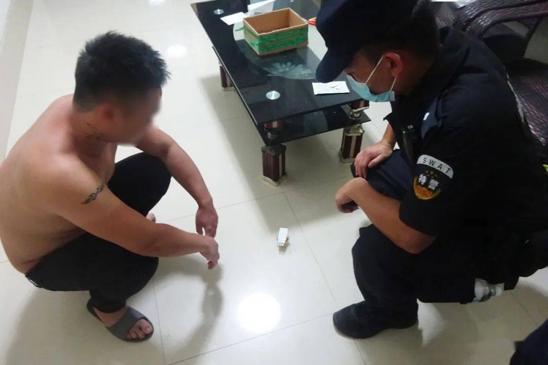 卖婬全过程视频播放揭露内幕,真实记录,警方打击行动细节曝光 卖婬全过程视频播放揭露内幕,真实记录,警方打击行动细节曝光