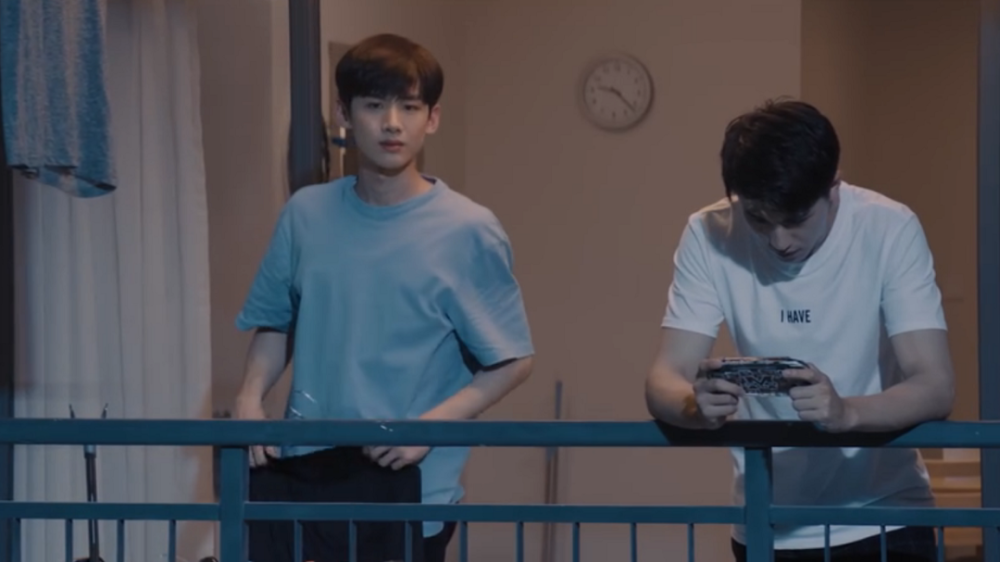3.男男gv热血青春，兄弟情深，命运交织