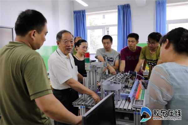 高清孕妇性孕交视频展示孕期健康性爱技巧，安全舒适，专家指导，夫妻共享美好时光