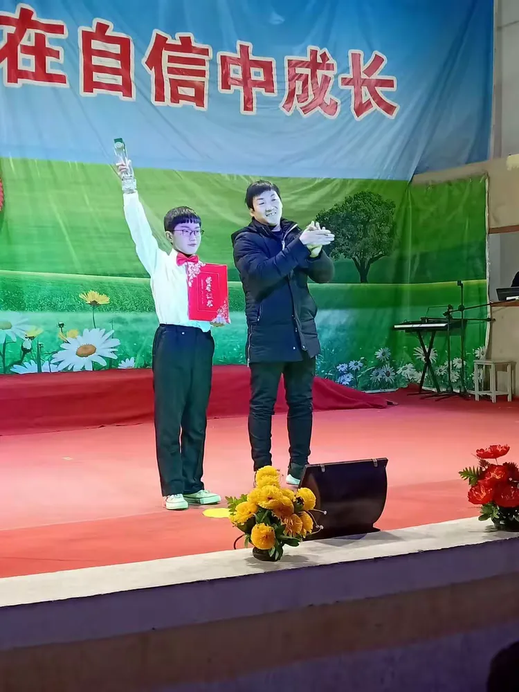 JLZZ亚洲女人展现独特魅力与优雅，探索自信风采，绽放东方女性之美