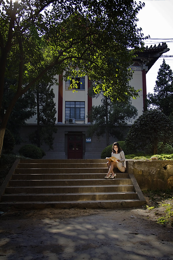 2.女学生初次破苞无删减浜青春疼痛,成长蜕变,真实记录校园往事