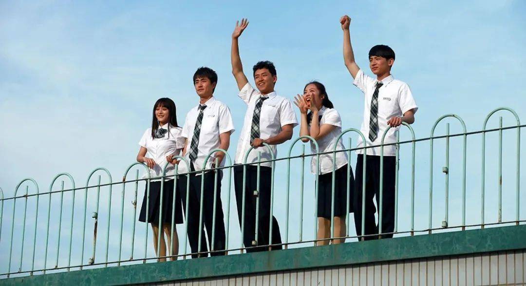 学生一级毛片浜青春成长故事探索真实自我勇敢追梦