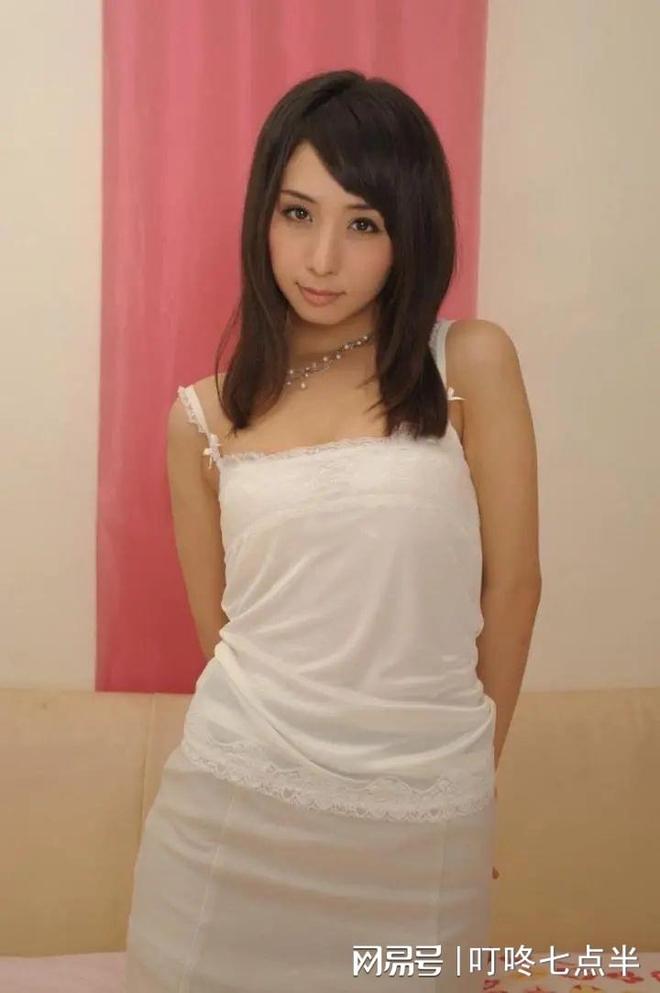 1.色欲婷婷绽放的诱惑与神秘