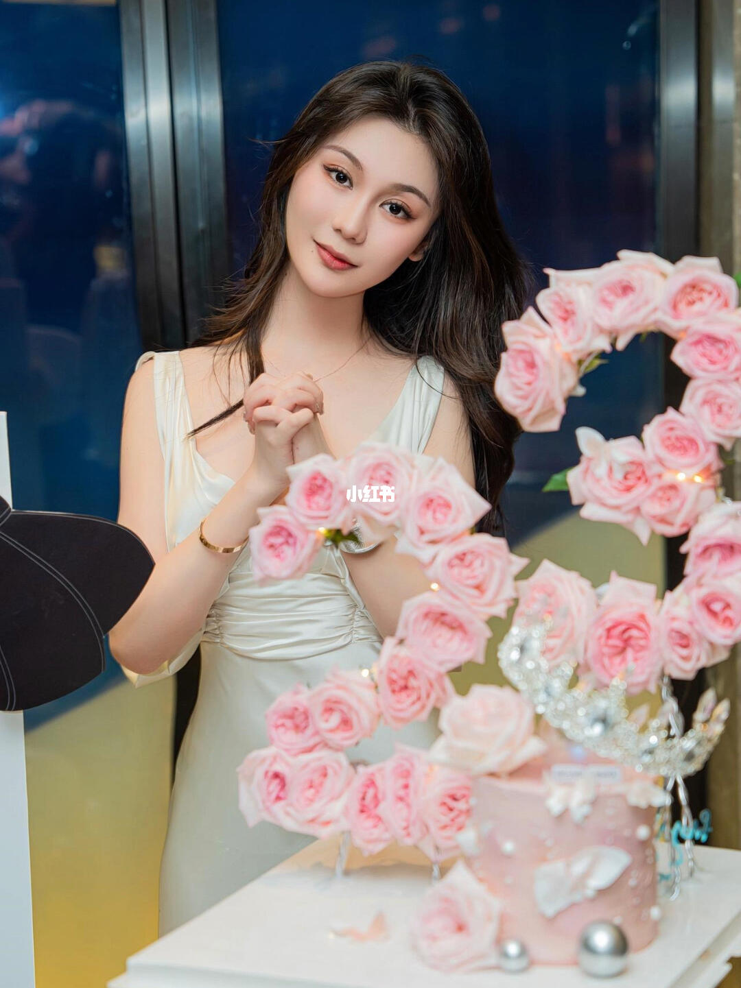 久久婷婷狠狠爱绽放浪漫时光，甜蜜相守每一天，幸福故事永流传心间