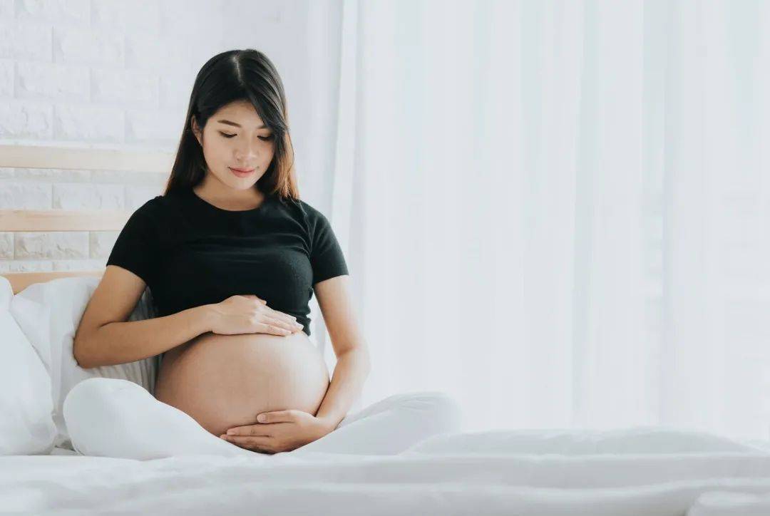 2.俄罗斯大肚子孕妇孕交,孕期健康指南,饮食运动建议,安全护理要点 2.俄罗斯大肚子孕妇孕交,孕期健康指南,饮食运动建议,安全护理要点