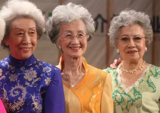 多毛老妓女浜传奇故事，坎坷人生，揭露旧社会黑暗