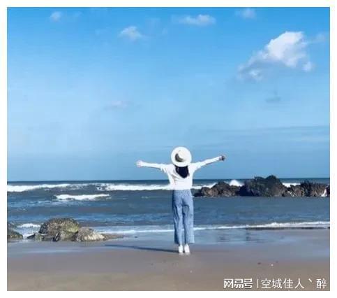 久久三级老司机带你重温经典，探索怀旧影视魅力，感受岁月沉淀