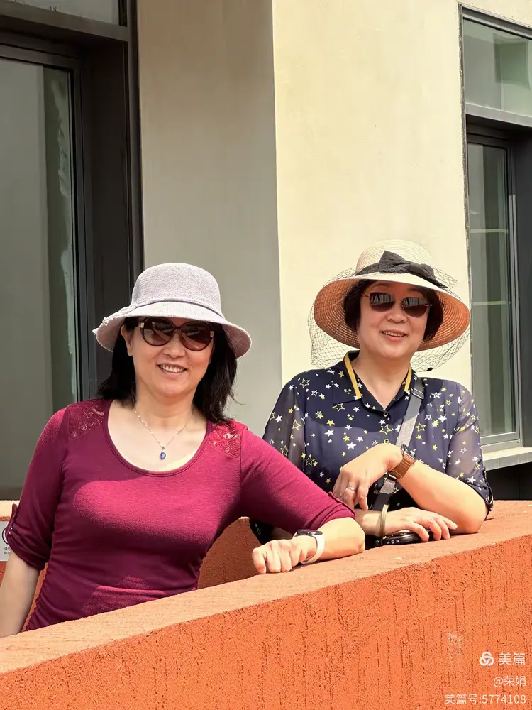 中国老妪小伙HD浜感人故事，跨越年龄的真挚友谊，温暖人心的真实记录