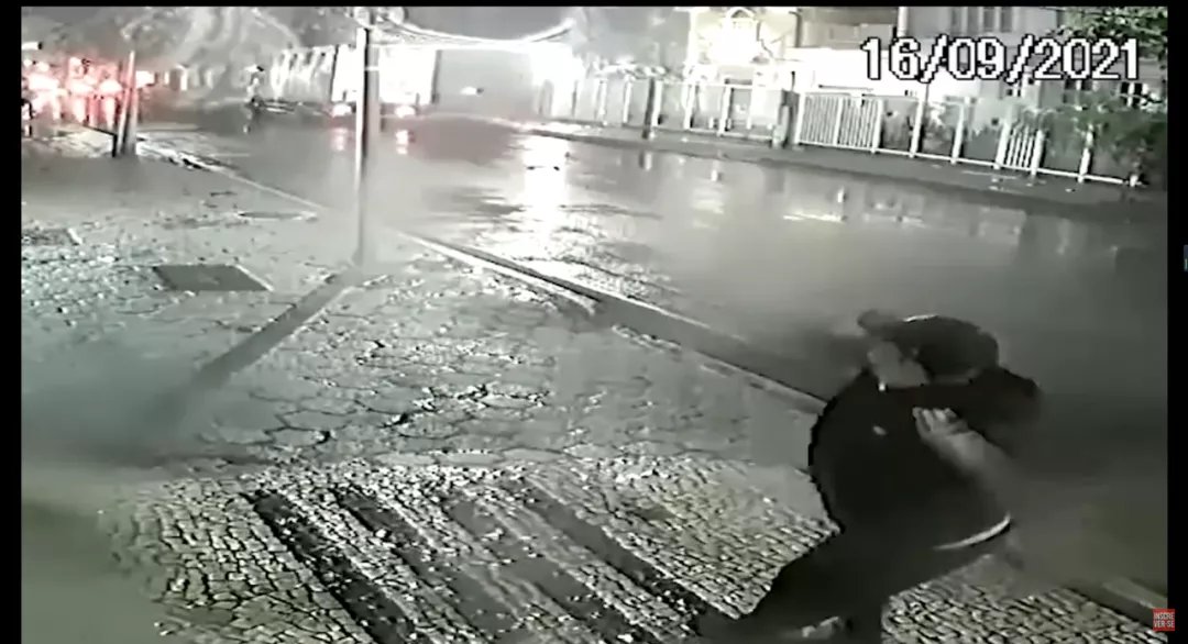 1.女人与牲口交视频录像浜事件追踪
