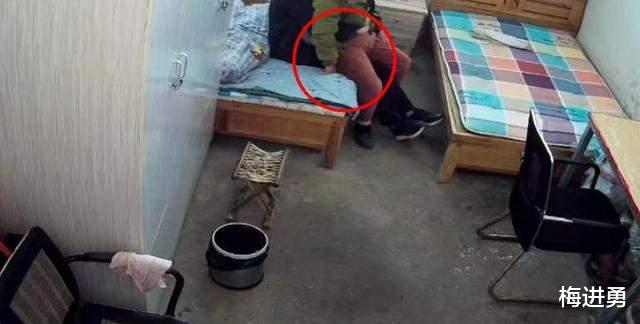 1.偷拍老年肏屄隐秘实录
