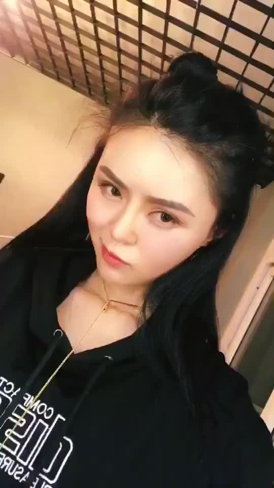 岳胥的丰满奶水HD高清浜，优质母乳喂养视频，真实哺乳镜头，母婴健康高清资源