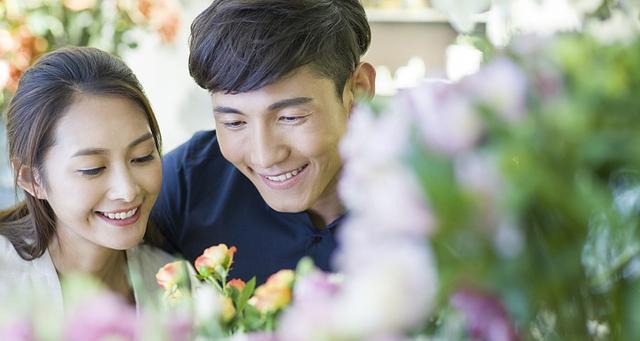 人妻综合在线精彩内容，独家揭秘情感故事，探索婚姻生活奥秘