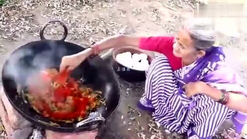 1.重口味老太婆的离奇烹饪秘方