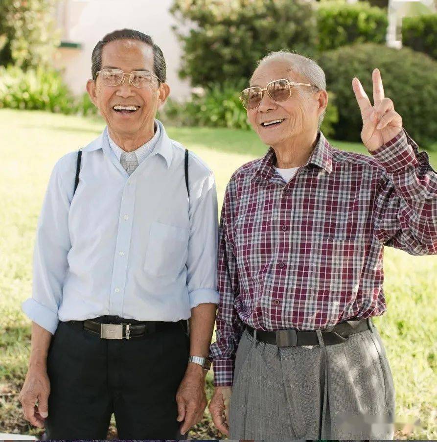 1.亚洲老头与老太太的幸福晚年生活