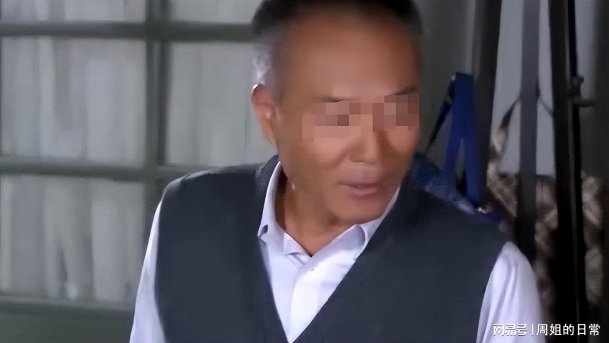 国产老头大爷嫖妓HD浜揭露社会阴暗面，老年群体性需求引热议，关注底层生活现状
