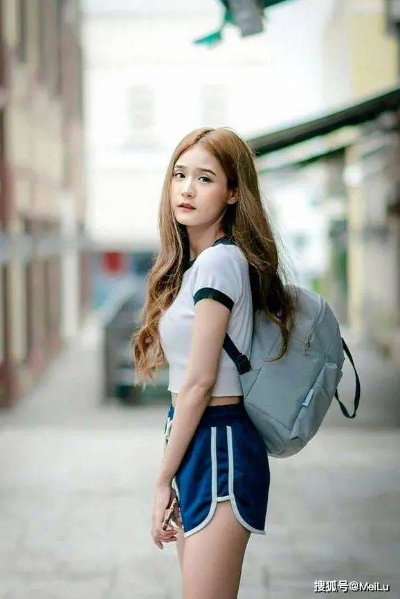 黑人少妇性感魅力与生活智慧，探索她的独特故事，展现自信与优雅