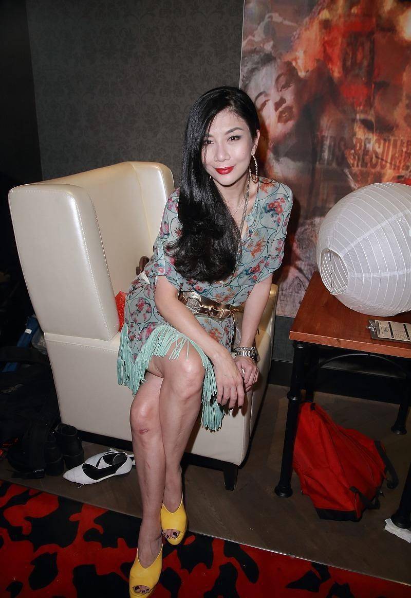 多毛老熟女的魅力与风情，探索成熟女性独特韵味，展现自信优雅之美