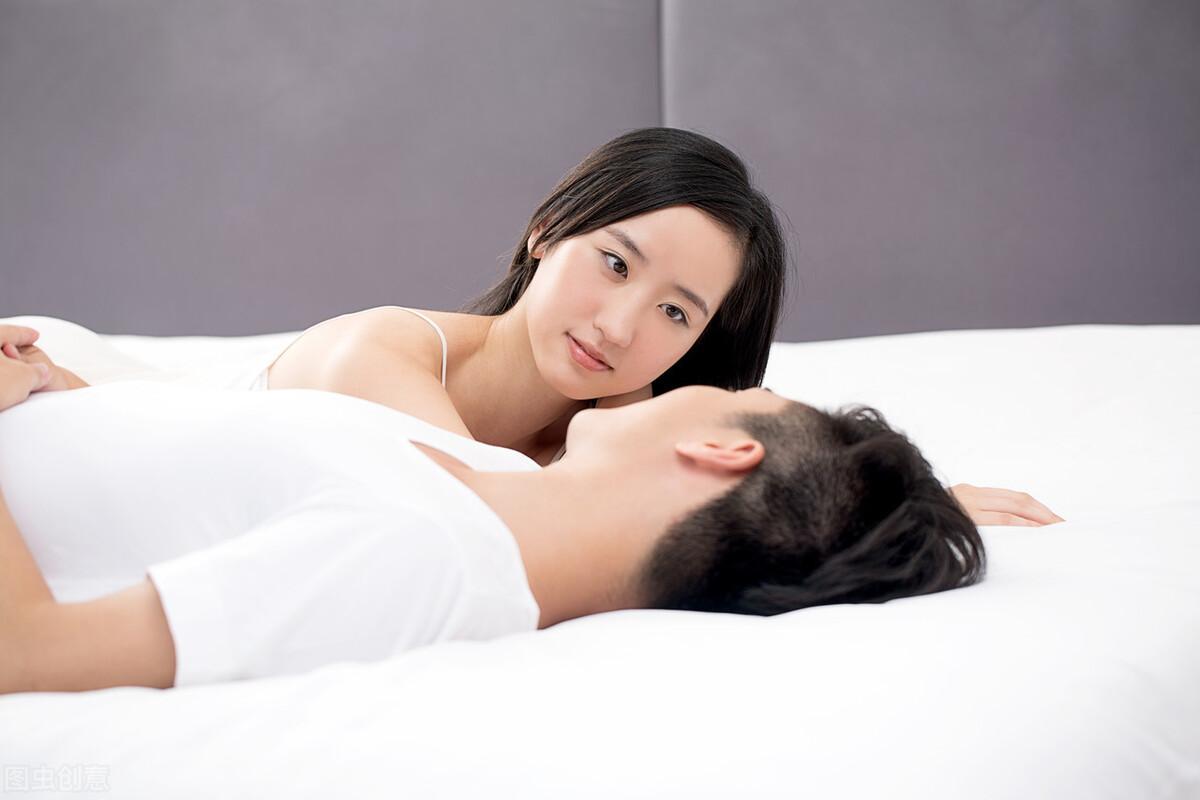 熟妇张霞性囗交故事，揭秘她的隐秘欲望，探索熟女性感魅力