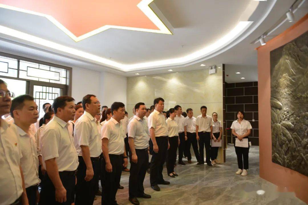 国产浪潮AV高清引领视听革命，体验极致画质，畅享沉浸式娱乐新境界