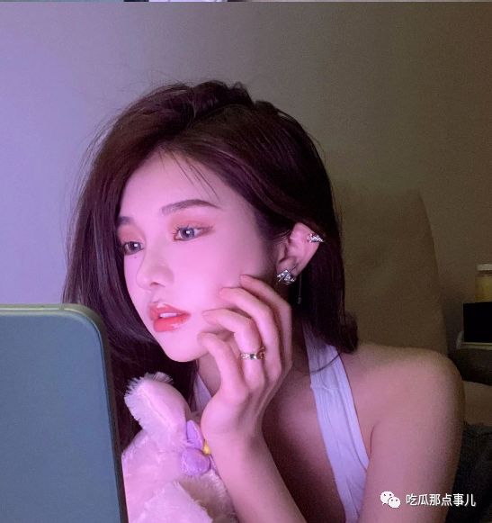 91久久蜜桃甜蜜诱惑，鲜嫩多汁，回味无穷的夏日首选