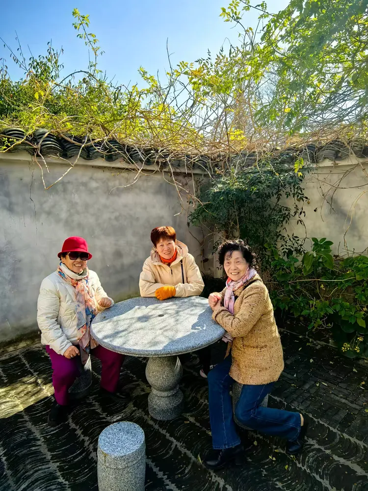 噜一噜久久精彩瞬间，难忘回忆，快乐时光永留存心间
