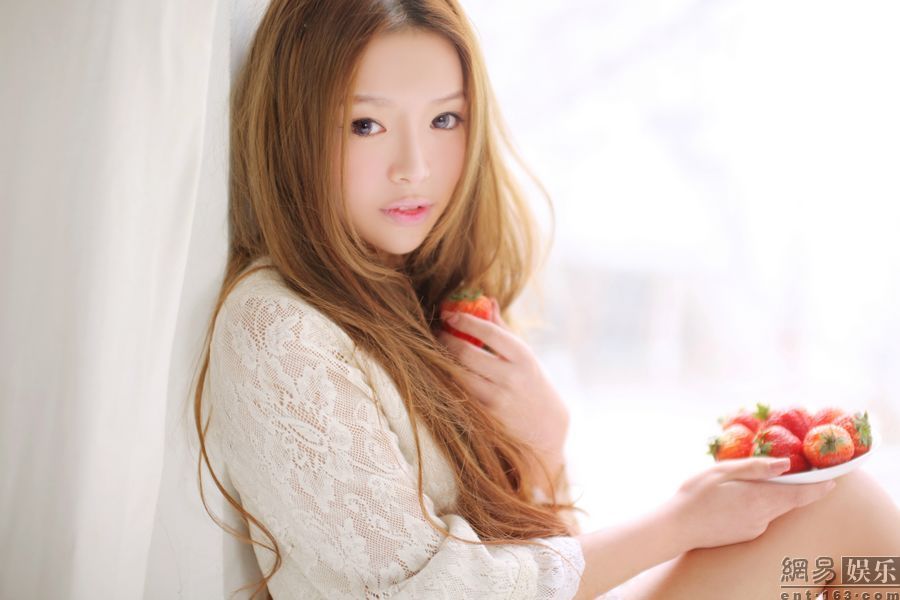 日本少妇一级A片免费看软件下载，高清无码资源，最新热门影片在线观看