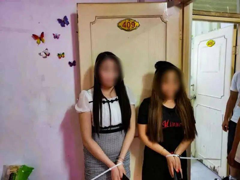 日本公妇乱婬A片无码视频软件推荐，最新热门资源下载，高清无广告观看体验