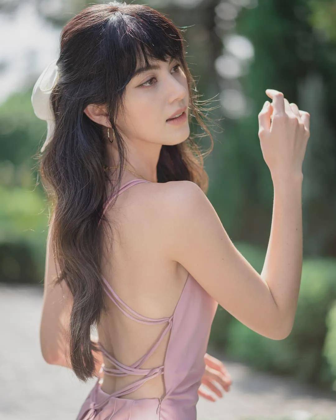 西西人体日韩黄色艺术写真，展现独特魅力，探索人体美学，感受日韩潮流风格