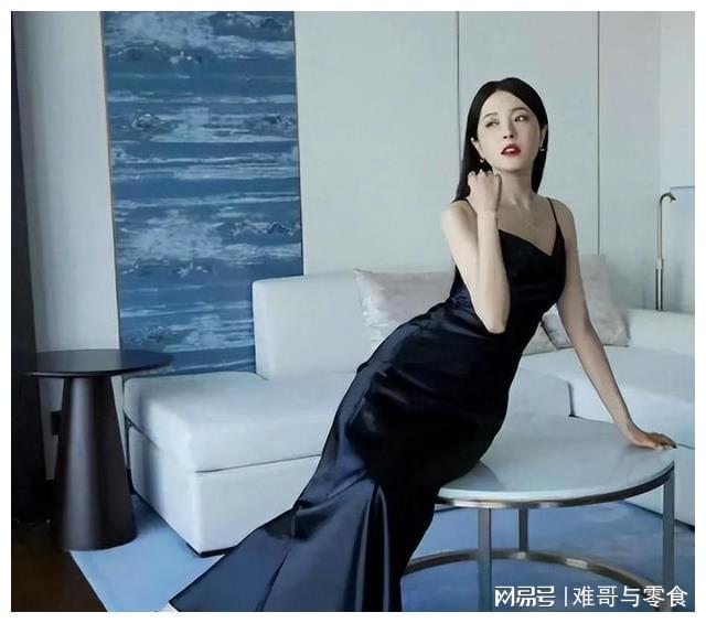 3.国产老熟女,风韵犹存,举手投足尽显成熟魅力,让人心动不已