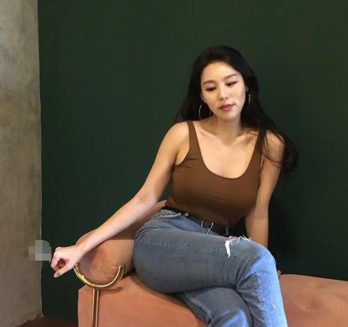 2.四川少妇XXX的生活点滴，真实动人，充满温暖与力量