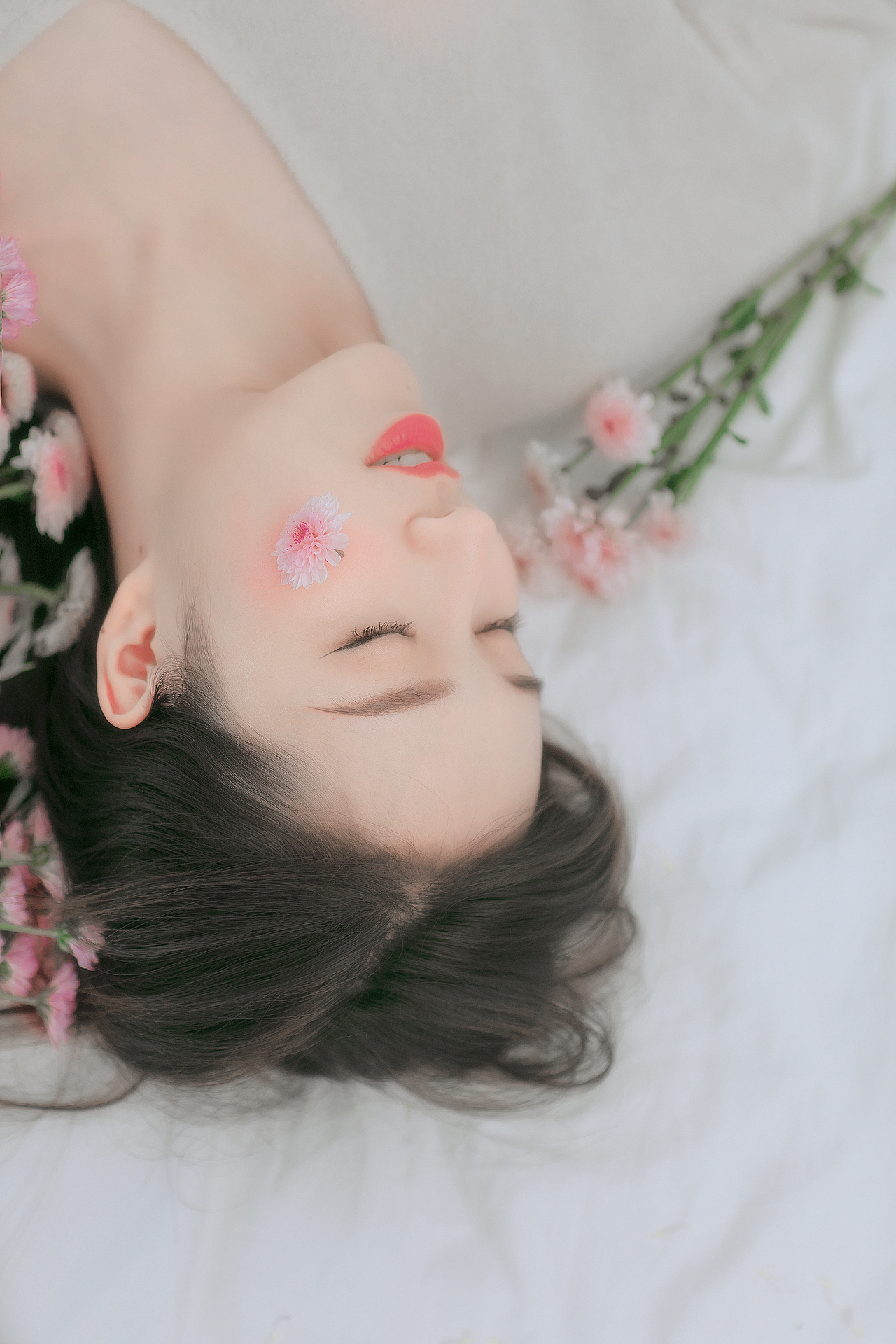 亚洲午夜精品久久久久久性色，探索神秘夜色魅力，尽享激情与浪漫，独享私密时光